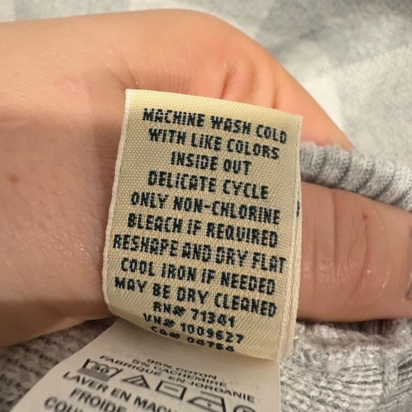 EUC- L.L BEAN -Women's Cotton/Cashmere Sweater, Crewneck Jacquard - Picture 4 of 7